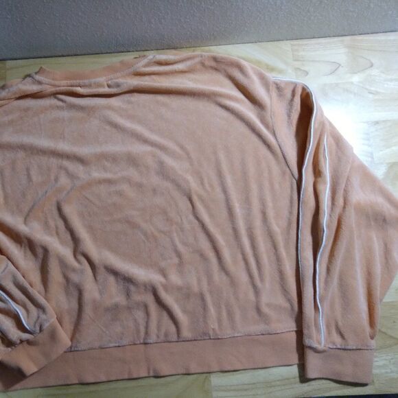 Nike Logo Velveteen Cropped Crewneck Sweatshirt - Picture 9 of 9